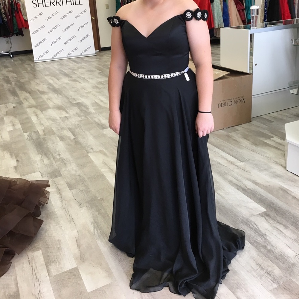 Sherri Hill Prom Dress